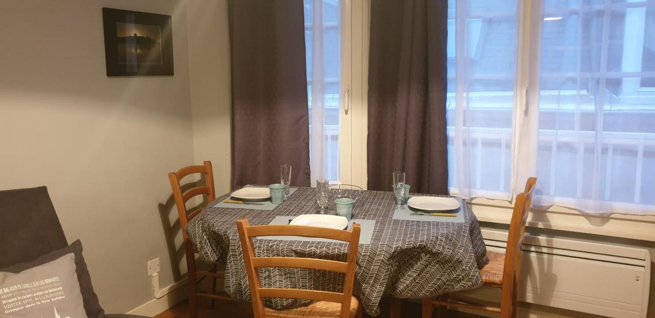 Les Vieux Remparts Apartment Saint-Malo Exterior photo